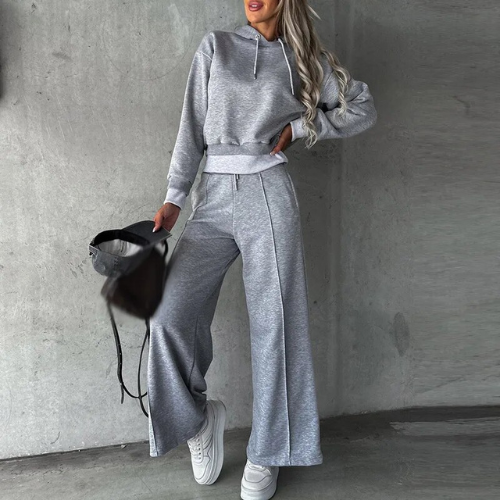 Anastasia | Lässiges Hoodie-Set mit weiter Hose