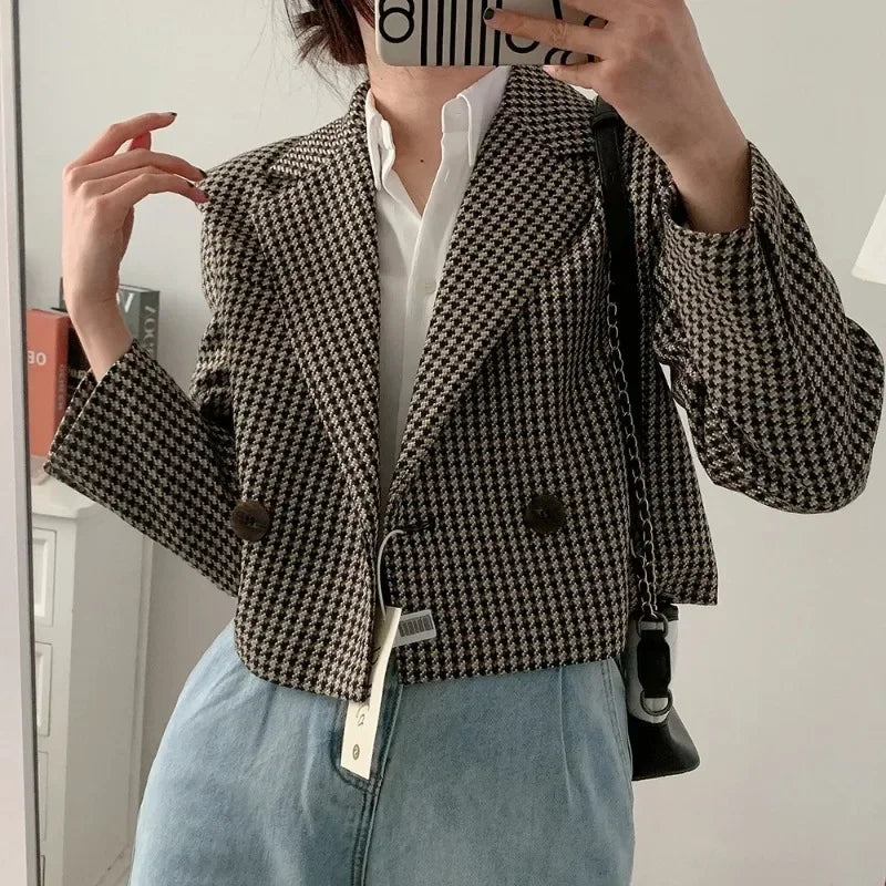 Yumi | Stylischer Crop top Blazer