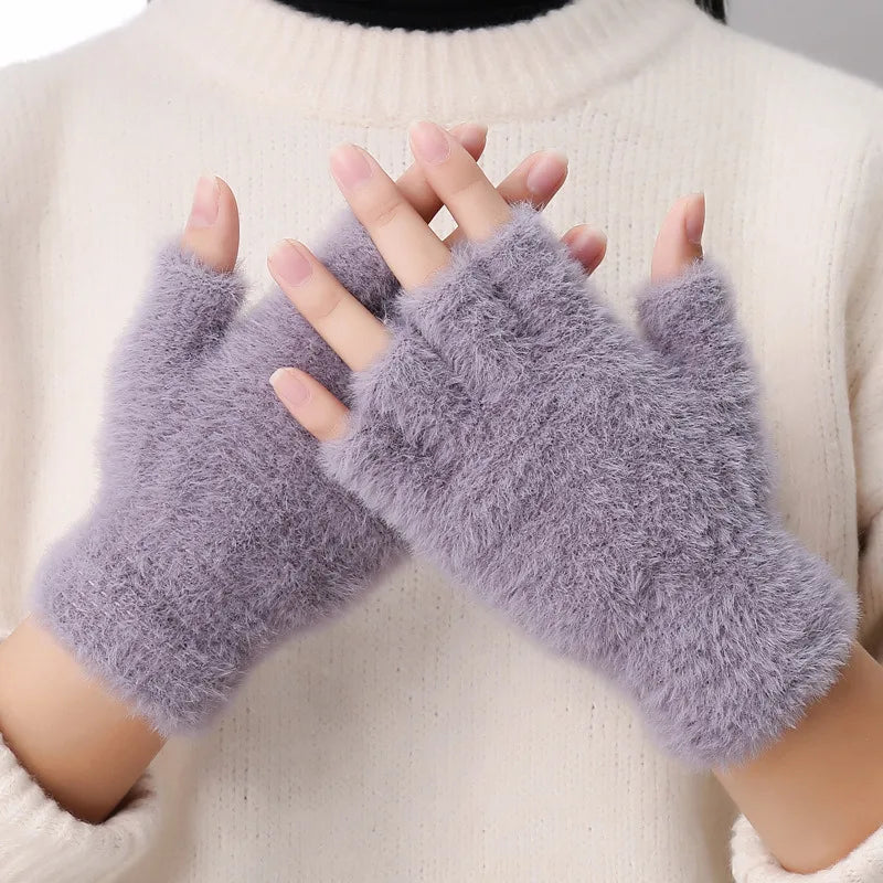 Coralyne | Warme Fingerlose Damenhandschuhe aus Fell